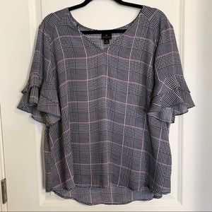 Houndstooth Patterned Top